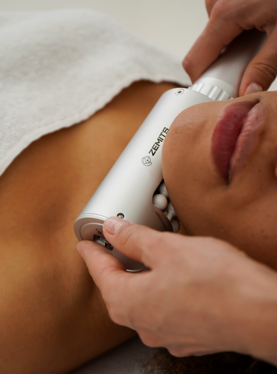 Zemits EndoLuxx Pro Endohierontalaite kasvoille ja vartalolle
